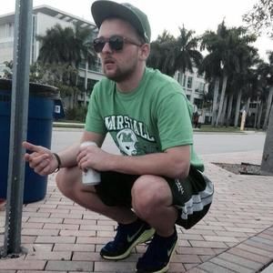 Meet your Posher, Eric